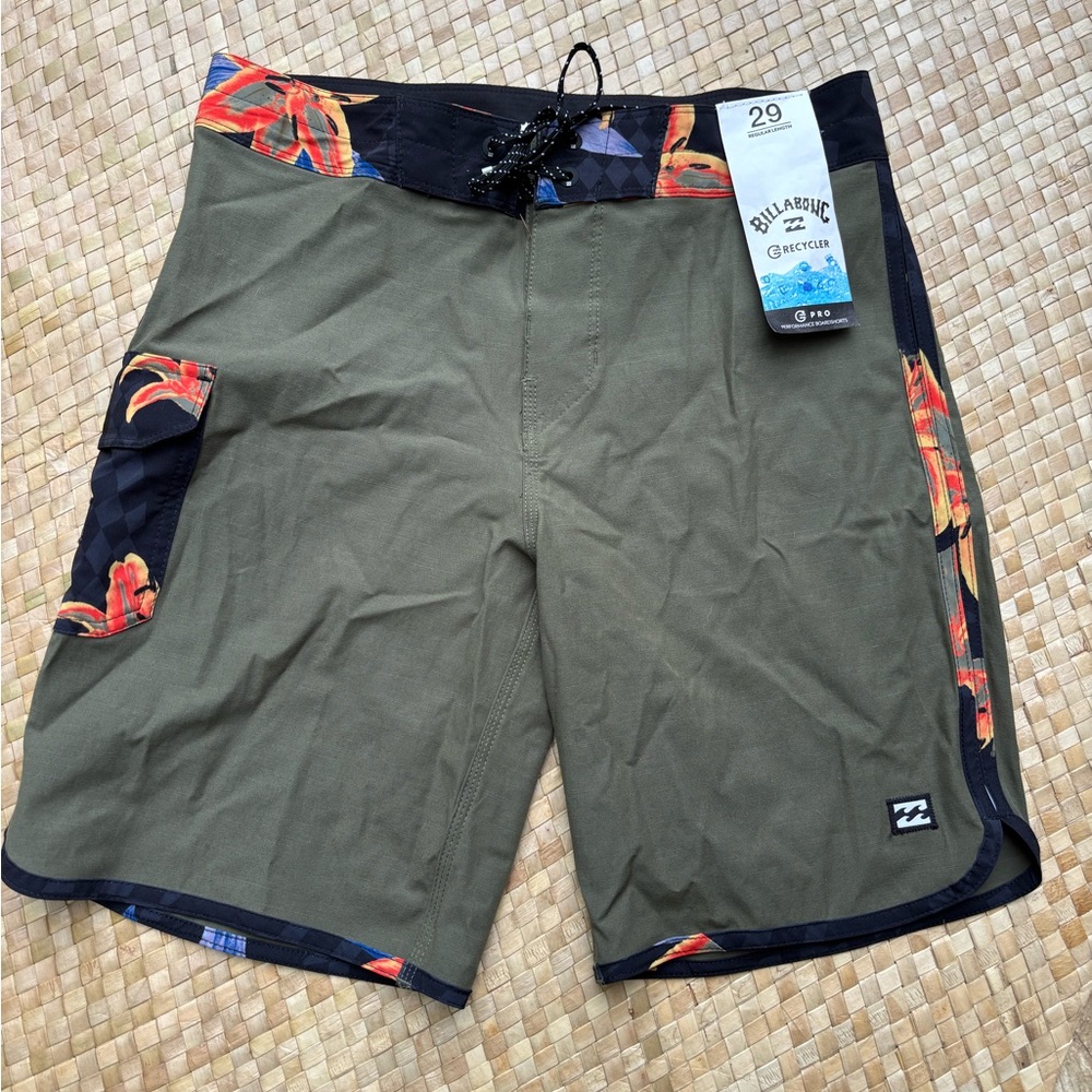 Billabong Men's Green Board Shorts